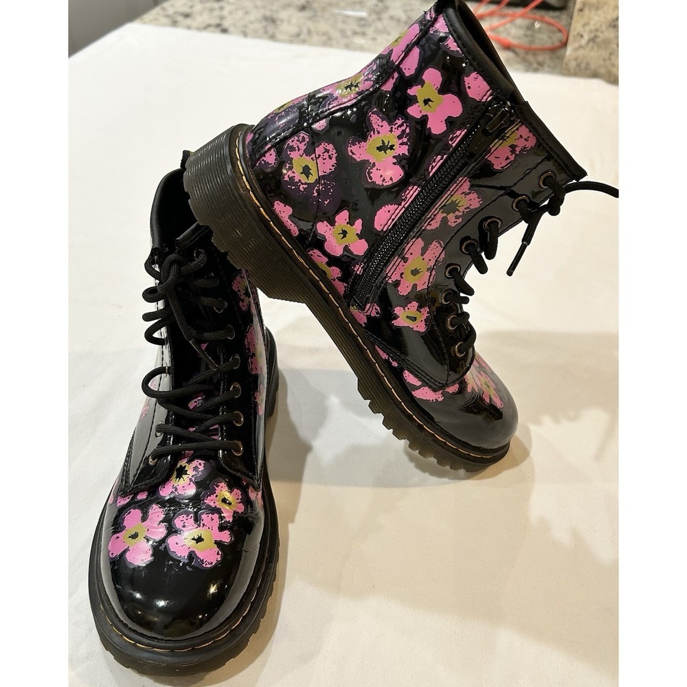 Dr. Martens Junior 1460 Pansy Patent Leather Lace Up Boots Black Pink Girl Sz 5